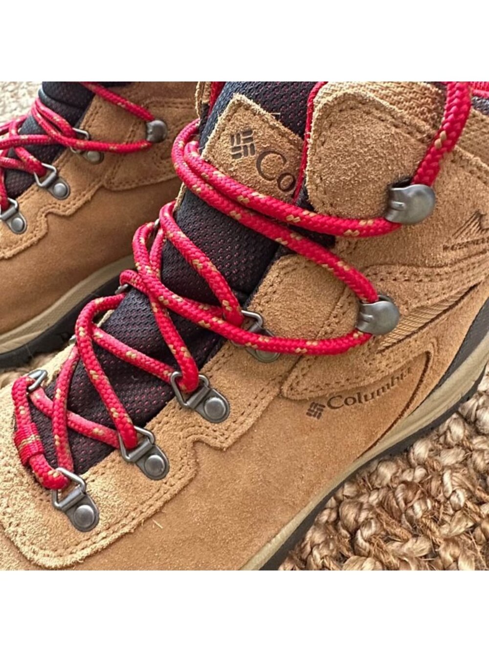 Columbia Newton Ridge BL4552-286 Hiking Woman Boots Size 10 style 1718821286